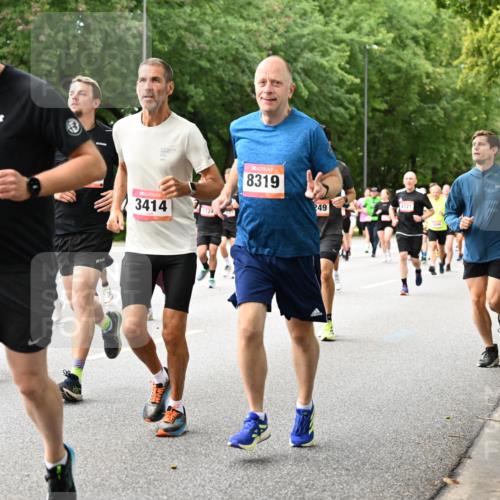 06.09.2026 - CURREX Alsterlauf Dr. Thomas Lammeyer http://msf.ph/oto/10116133 06.09.2026 09:12:21 Laufen 3068, 2152, 3, 2025, 3414, 5724, 8319, 249, 4121 meine-sportfotos.de