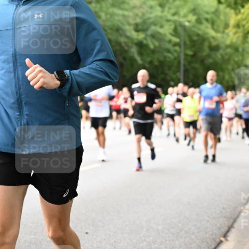 06.09.2026 - CURREX Alsterlauf Dr. Thomas Lammeyer http://msf.ph/oto/10116151 06.09.2026 09:12:24 Laufen  meine-sportfotos.de