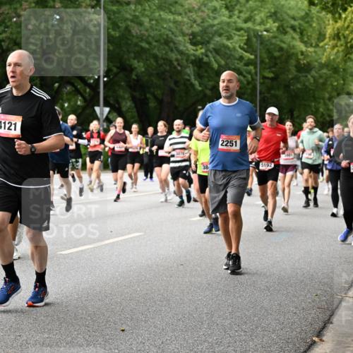 06.09.2026 - CURREX Alsterlauf Dr. Thomas Lammeyer http://msf.ph/oto/10116165 06.09.2026 09:12:25 Laufen 6118, 4121, 38, 2251, 5192, 3801, 2509, 088 meine-sportfotos.de