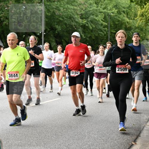 06.09.2026 - CURREX Alsterlauf Dr. Thomas Lammeyer http://msf.ph/oto/10116183 06.09.2026 09:12:27 Laufen 4461, 3844, 5, 307, 4256, 3801, 5192, 2509, 88, 484 meine-sportfotos.de