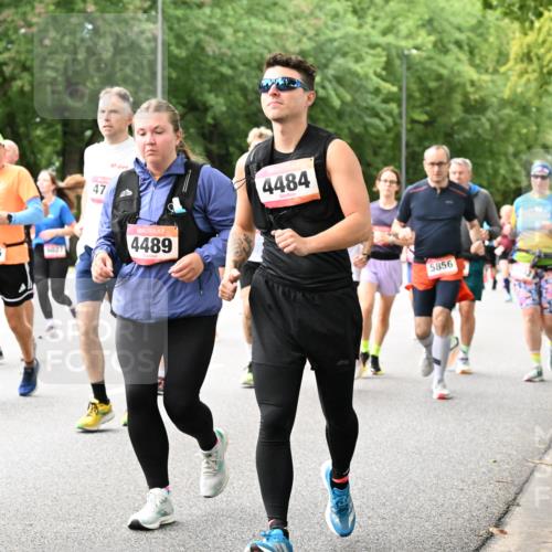 06.09.2026 - CURREX Alsterlauf Dr. Thomas Lammeyer http://msf.ph/oto/10116211 06.09.2026 09:12:31 Laufen 2488, 2486, 47, 4489, 4484, 5856 meine-sportfotos.de