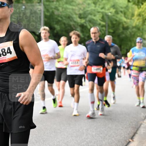06.09.2026 - CURREX Alsterlauf Dr. Thomas Lammeyer http://msf.ph/oto/10116219 06.09.2026 09:12:32 Laufen 4489, 4484, 4551 meine-sportfotos.de