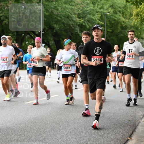 06.09.2026 - CURREX Alsterlauf Dr. Thomas Lammeyer http://msf.ph/oto/10116281 06.09.2026 09:12:41 Laufen 223, 5523, 549, 3685, 3687, 5166, 2047, 17, 3049 meine-sportfotos.de