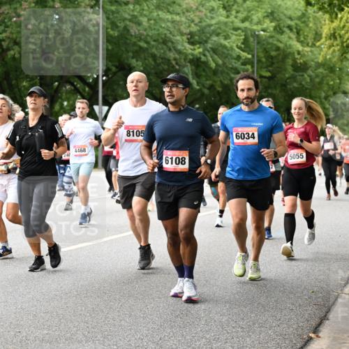 06.09.2026 - CURREX Alsterlauf Dr. Thomas Lammeyer http://msf.ph/oto/10116317 06.09.2026 09:12:46 Laufen 1210, 4468, 8105, 6108, 6034, 5055 meine-sportfotos.de