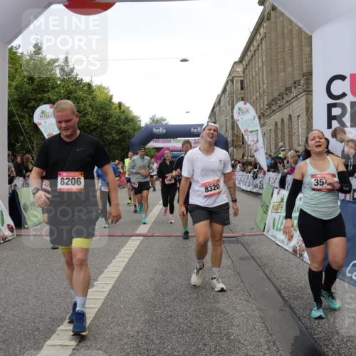 06.09.2026 - CURREX Alsterlauf Yannick Fuchs http://msf.ph/oto/10116318 06.09.2026 09:59:05 Ziel 2060, 2618, 2627, 2649, 2981, 3049, 3203, 3323, 3425, 3499, 3517, 3546, 3552, 3765, 3871, 4048, 4293, 4605, 4779, 4814, 4953, 4990, 5099, 5100, 5801, 6064, 6065, 6082, 6083, 8051, 8206, 8265, 8320 meine-sportfotos.de