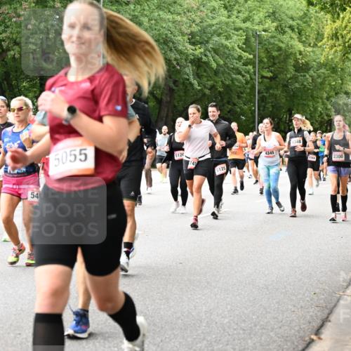 06.09.2026 - CURREX Alsterlauf Dr. Thomas Lammeyer http://msf.ph/oto/10116330 06.09.2026 09:12:48 Laufen 2403, 3405, 233, 5055, 5126, 4345, 741, 5125, 54, 4348, 6268, 2300 meine-sportfotos.de