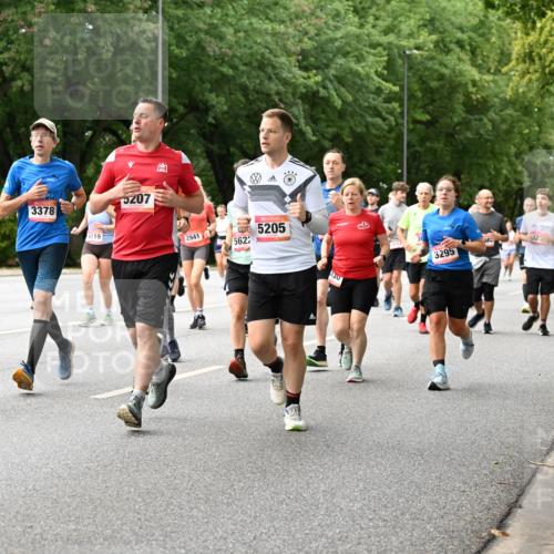 06.09.2026 - CURREX Alsterlauf Dr. Thomas Lammeyer http://msf.ph/oto/10116405 06.09.2026 09:12:57 Laufen 226, 3378, 4119, 5207, 2941, 5622, 5205, 130, 3295, 5005 meine-sportfotos.de