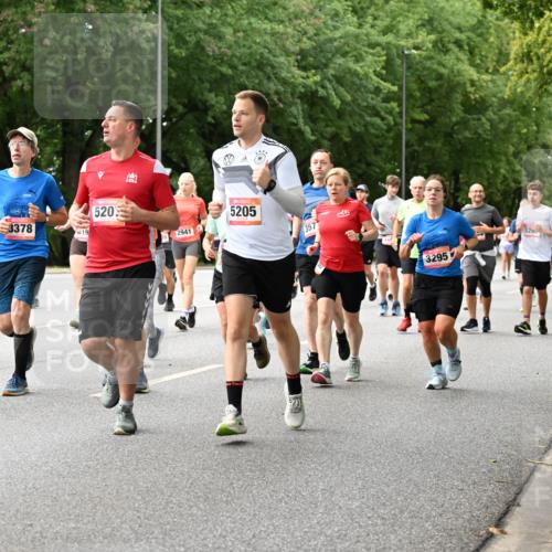 06.09.2026 - CURREX Alsterlauf Dr. Thomas Lammeyer http://msf.ph/oto/10116407 06.09.2026 09:12:57 Laufen 2266, 3378, 419, 520, 2941, 5205, 357, 3295, 3260, 5005 meine-sportfotos.de