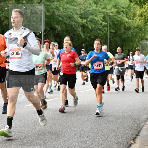 06.09.2026 - CURREX Alsterlauf Dr. Thomas Lammeyer http://msf.ph/oto/10116414 06.09.2026 09:12:58 Laufen 5207, 5205, 3384, 37, 5651, 345, 622, 3295, 3263, 5005 meine-sportfotos.de