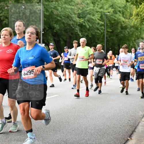 06.09.2026 - CURREX Alsterlauf Dr. Thomas Lammeyer http://msf.ph/oto/10116424 06.09.2026 09:12:59 Laufen 43, 3096, 3454, 3295, 3260, 5005 meine-sportfotos.de