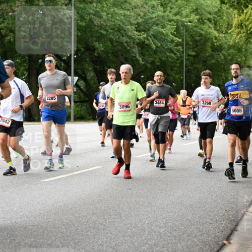 06.09.2026 - CURREX Alsterlauf Dr. Thomas Lammeyer http://msf.ph/oto/10116430 06.09.2026 09:13:00 Laufen 95, 2942, 2285, 3743, 3096, 307, 3454, 3260, 5005 meine-sportfotos.de