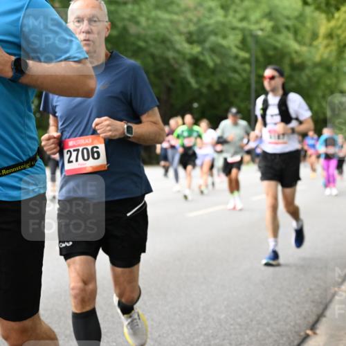 06.09.2026 - CURREX Alsterlauf Dr. Thomas Lammeyer http://msf.ph/oto/10116464 06.09.2026 09:13:04 Laufen 4418, 2706 meine-sportfotos.de