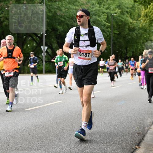06.09.2026 - CURREX Alsterlauf Dr. Thomas Lammeyer http://msf.ph/oto/10116471 06.09.2026 09:13:05 Laufen 4296, 094, 6187, 3585 meine-sportfotos.de