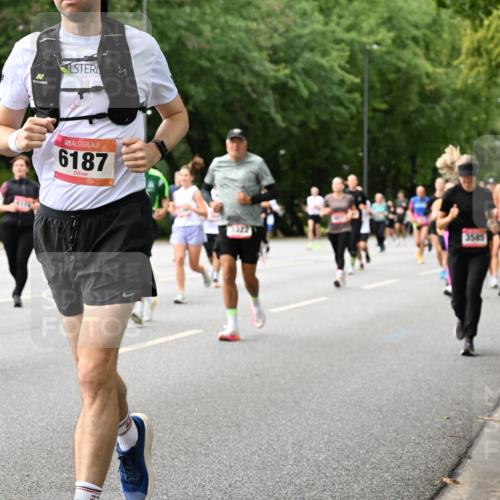06.09.2026 - CURREX Alsterlauf Dr. Thomas Lammeyer http://msf.ph/oto/10116479 06.09.2026 09:13:06 Laufen 296, 6187, 3585 meine-sportfotos.de
