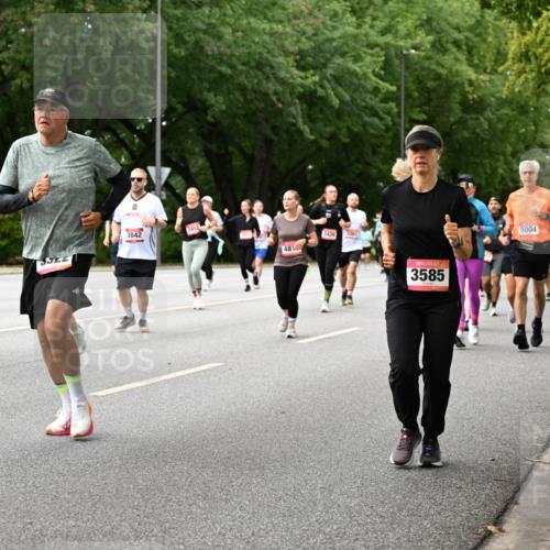 06.09.2026 - CURREX Alsterlauf Dr. Thomas Lammeyer http://msf.ph/oto/10116489 06.09.2026 09:13:08 Laufen 5094, 1194, 3842, 3522, 3426, 481, 1861, 3585, 5004 meine-sportfotos.de