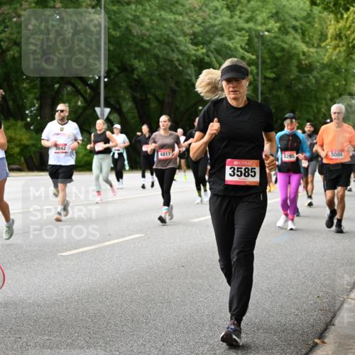 06.09.2026 - CURREX Alsterlauf Dr. Thomas Lammeyer http://msf.ph/oto/10116495 06.09.2026 09:13:08 Laufen 3322, 6, 6, 3842, 4817, 3585, 8295, 5004 meine-sportfotos.de