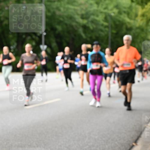 06.09.2026 - CURREX Alsterlauf Dr. Thomas Lammeyer http://msf.ph/oto/10116507 06.09.2026 09:13:10 Laufen  meine-sportfotos.de