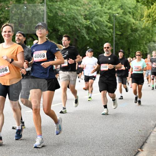 06.09.2026 - CURREX Alsterlauf Dr. Thomas Lammeyer http://msf.ph/oto/10116538 06.09.2026 09:13:13 Laufen 4069, 4056, 40, 2940, 226 meine-sportfotos.de