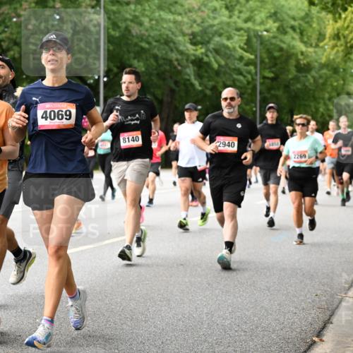 06.09.2026 - CURREX Alsterlauf Dr. Thomas Lammeyer http://msf.ph/oto/10116541 06.09.2026 09:13:14 Laufen 4056, 4069, 8140, 2940, 2269 meine-sportfotos.de