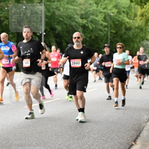 06.09.2026 - CURREX Alsterlauf Dr. Thomas Lammeyer http://msf.ph/oto/10116545 06.09.2026 09:13:14 Laufen 4069, 140, 2940 meine-sportfotos.de