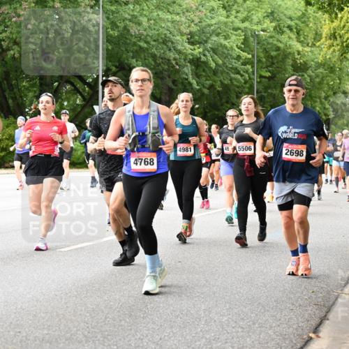 06.09.2026 - CURREX Alsterlauf Dr. Thomas Lammeyer http://msf.ph/oto/10116617 06.09.2026 09:13:24 Laufen 6343, 4768, 4981, 49, 5506, 2698, 6255109 meine-sportfotos.de