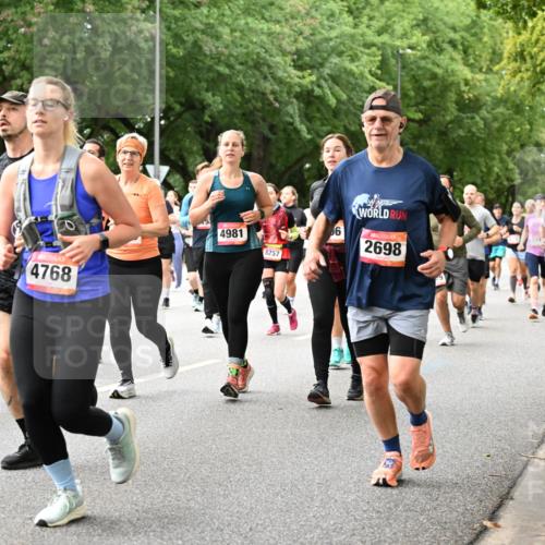 06.09.2026 - CURREX Alsterlauf Dr. Thomas Lammeyer http://msf.ph/oto/10116622 06.09.2026 09:13:25 Laufen 4768, 4981, 8257, 6, 2698, 5109 meine-sportfotos.de