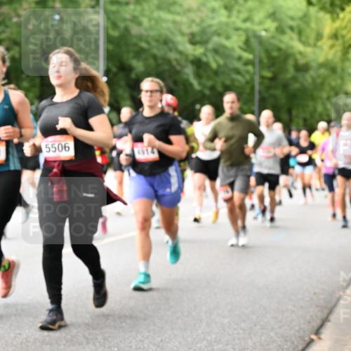 06.09.2026 - CURREX Alsterlauf Dr. Thomas Lammeyer http://msf.ph/oto/10116635 06.09.2026 09:13:26 Laufen 4981, 5506, 4914 meine-sportfotos.de