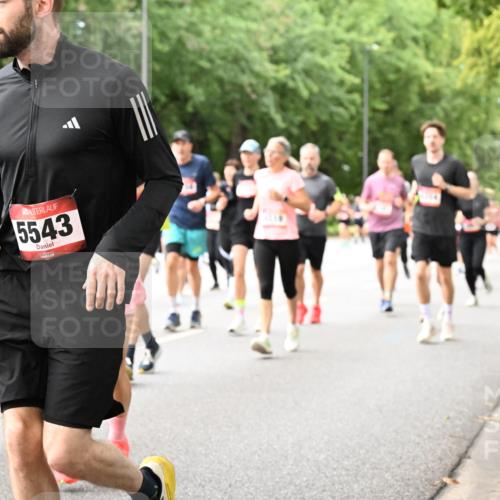 06.09.2026 - CURREX Alsterlauf Dr. Thomas Lammeyer http://msf.ph/oto/10116668 06.09.2026 09:13:32 Laufen 83, 5543 meine-sportfotos.de