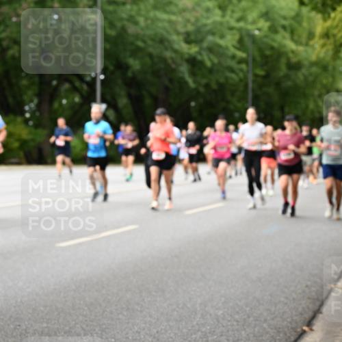 06.09.2026 - CURREX Alsterlauf Dr. Thomas Lammeyer http://msf.ph/oto/10116723 06.09.2026 09:13:40 Laufen  meine-sportfotos.de