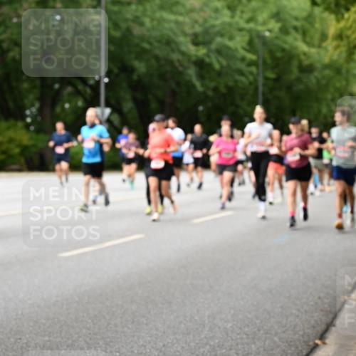 06.09.2026 - CURREX Alsterlauf Dr. Thomas Lammeyer http://msf.ph/oto/10116724 06.09.2026 09:13:40 Laufen  meine-sportfotos.de