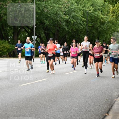 06.09.2026 - CURREX Alsterlauf Dr. Thomas Lammeyer http://msf.ph/oto/10116725 06.09.2026 09:13:40 Laufen 3390, 3777, 3721, 6460, 2957, 3756, 78, 6290, 6292, 37123, 4229 meine-sportfotos.de