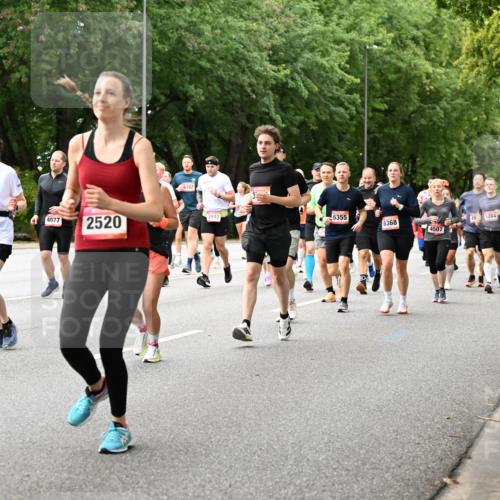 06.09.2026 - CURREX Alsterlauf Dr. Thomas Lammeyer http://msf.ph/oto/10116759 06.09.2026 09:13:45 Laufen 455, 21261, 3765, 4077, 2520, 6382, 3943, 4229, 6355, 5284, 6368, 4507 meine-sportfotos.de