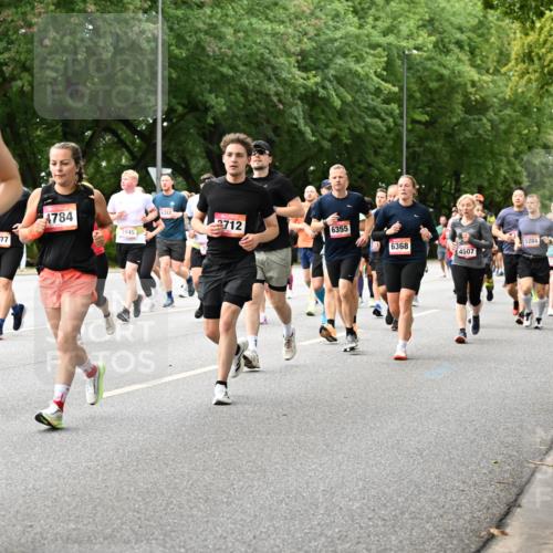 06.09.2026 - CURREX Alsterlauf Dr. Thomas Lammeyer http://msf.ph/oto/10116763 06.09.2026 09:13:45 Laufen 212, 2520, 4077, 4784, 3945, 6382, 2712, 6355, 4229, 5284, 6368, 4507 meine-sportfotos.de