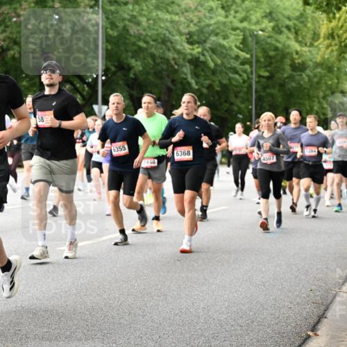 06.09.2026 - CURREX Alsterlauf Dr. Thomas Lammeyer http://msf.ph/oto/10116774 06.09.2026 09:13:47 Laufen 425, 2712, 58, 6355, 6368, 2448, 4507 meine-sportfotos.de