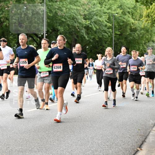 06.09.2026 - CURREX Alsterlauf Dr. Thomas Lammeyer http://msf.ph/oto/10116780 06.09.2026 09:13:47 Laufen 3945, 5, 58, 3943, 6355, 2448, 6368, 4473, 4225, 4979, 6121, 5284, 626465, 4507, 4733 meine-sportfotos.de