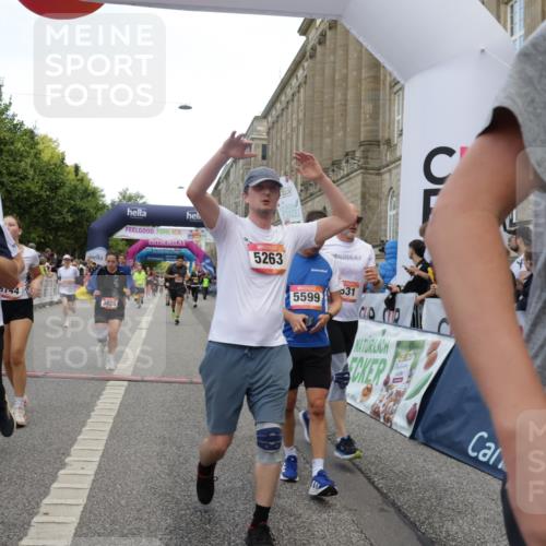 06.09.2026 - CURREX Alsterlauf Yannick Fuchs http://msf.ph/oto/10116800 06.09.2026 09:59:13 Ziel 2068, 2220, 2618, 2627, 2913, 3375, 3425, 3825, 3844, 3871, 3892, 4531, 4814, 4856, 4953, 4990, 5249, 5283, 5459, 5599, 5801, 5891, 6082, 6083, 6144, 6337 meine-sportfotos.de