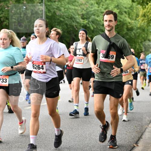 06.09.2026 - CURREX Alsterlauf Dr. Thomas Lammeyer http://msf.ph/oto/10116823 06.09.2026 09:13:53 Laufen 4733, 6264, 5392, 369, 265, 1727 meine-sportfotos.de
