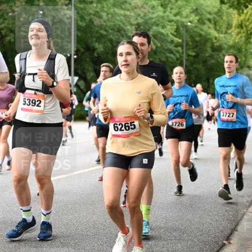 06.09.2026 - CURREX Alsterlauf Dr. Thomas Lammeyer http://msf.ph/oto/10116836 06.09.2026 09:13:54 Laufen 393, 511, 5392, 6265, 3726, 3727, 71 meine-sportfotos.de