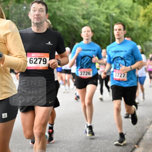 06.09.2026 - CURREX Alsterlauf Dr. Thomas Lammeyer http://msf.ph/oto/10116842 06.09.2026 09:13:55 Laufen 6265, 6279, 3726, 3727 meine-sportfotos.de