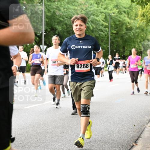 06.09.2026 - CURREX Alsterlauf Dr. Thomas Lammeyer http://msf.ph/oto/10116868 06.09.2026 09:13:58 Laufen 50, 5674, 5013, 8268, 5475, 492 meine-sportfotos.de