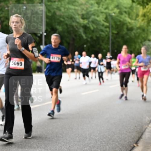 06.09.2026 - CURREX Alsterlauf Dr. Thomas Lammeyer http://msf.ph/oto/10116881 06.09.2026 09:13:59 Laufen 5013, 6179, 5069 meine-sportfotos.de