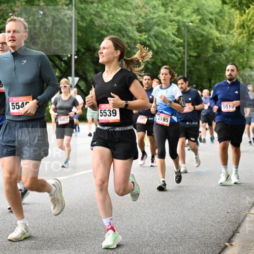06.09.2026 - CURREX Alsterlauf Dr. Thomas Lammeyer http://msf.ph/oto/10116949 06.09.2026 09:14:08 Laufen 7, 554, 6063, 5539, 2195, 556, 5519 meine-sportfotos.de