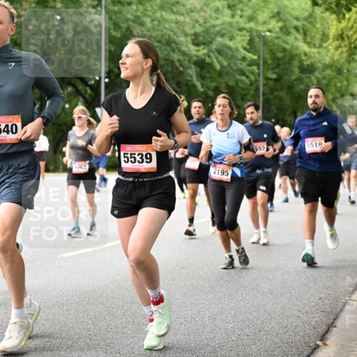 06.09.2026 - CURREX Alsterlauf Dr. Thomas Lammeyer http://msf.ph/oto/10116950 06.09.2026 09:14:08 Laufen 7, 5540, 6063, 5539, 2195, 8, 57, 5510 meine-sportfotos.de