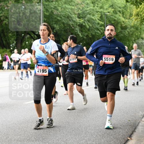 06.09.2026 - CURREX Alsterlauf Dr. Thomas Lammeyer http://msf.ph/oto/10116958 06.09.2026 09:14:09 Laufen 6063, 2195, 5557, 86, 5519 meine-sportfotos.de