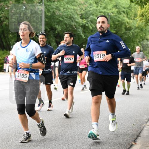 06.09.2026 - CURREX Alsterlauf Dr. Thomas Lammeyer http://msf.ph/oto/10116960 06.09.2026 09:14:09 Laufen 5557, 6063, 2195, 2386, 5519, 5813 meine-sportfotos.de