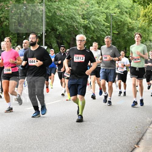 06.09.2026 - CURREX Alsterlauf Dr. Thomas Lammeyer http://msf.ph/oto/10116979 06.09.2026 09:14:12 Laufen 4618, 2863, 2386, 18, 5044, 3540, 5813, 345, 3874, 5092 meine-sportfotos.de