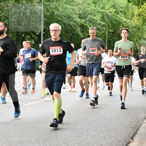06.09.2026 - CURREX Alsterlauf Dr. Thomas Lammeyer http://msf.ph/oto/10116984 06.09.2026 09:14:12 Laufen 2386, 5342, 5813, 354, 3064, 3457, 3874, 5092 meine-sportfotos.de