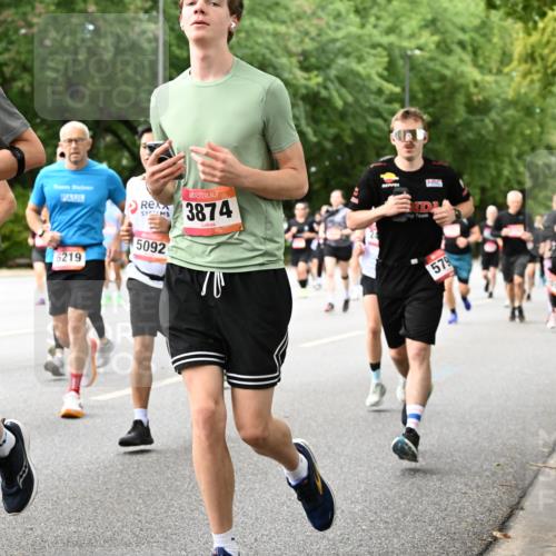 06.09.2026 - CURREX Alsterlauf Dr. Thomas Lammeyer http://msf.ph/oto/10117000 06.09.2026 09:14:15 Laufen 3457, 3874, 6219, 5092, 579 meine-sportfotos.de