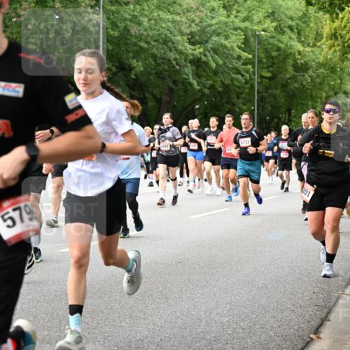 06.09.2026 - CURREX Alsterlauf Dr. Thomas Lammeyer http://msf.ph/oto/10117016 06.09.2026 09:14:16 Laufen 579, 5733, 495, 201 meine-sportfotos.de