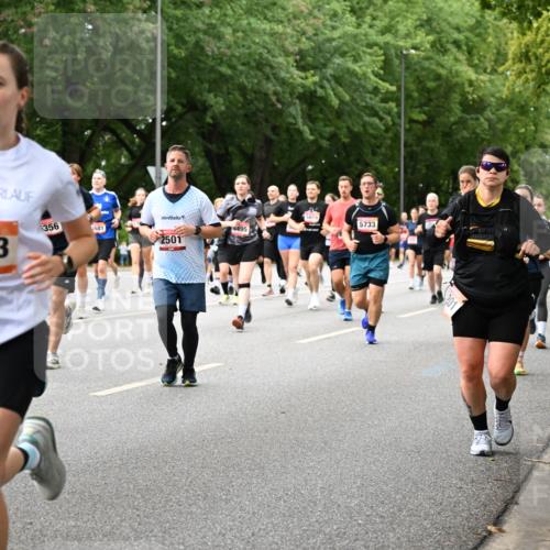 06.09.2026 - CURREX Alsterlauf Dr. Thomas Lammeyer http://msf.ph/oto/10117020 06.09.2026 09:14:16 Laufen 2954, 2433, 356, 2681, 2501, 4495, 5733, 2077, 2164 meine-sportfotos.de